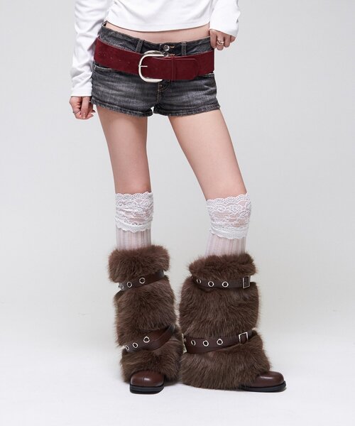 WHO'S WHO gallery(フーズフーギャラリー)の「【26AW LOOK掲載品番】スウェードワイドベルト(ベルト・レディース・ベージュ/ブラウン/バーガンディー・FREE)」の13枚目の写真