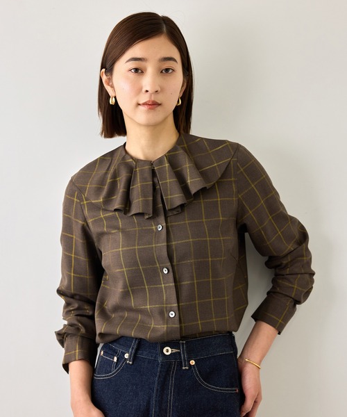 ROPE'（ロペ）の「【J'aDoRe・一部店舗限定サイズ】ラメチェックフリルカラーブラウス/セットアップ対応・イージーケア（シャツ/ブラウス・レディース・ブラウン系その他2・38）」の4枚目の写真