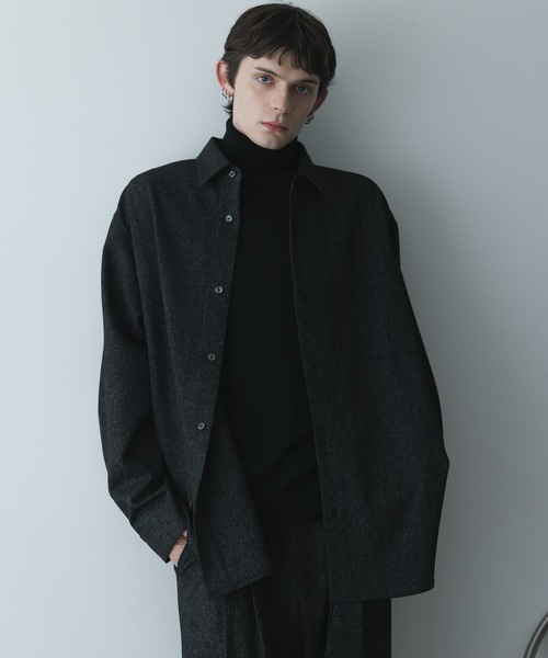 remer(リメール)の「remer 26秋冬新作 - oversized faded shirt / 掠れ織りオーバーサイズシャツ(シャツ/ブラウス・メンズ・ネイビー/ブラック・MEDIUM/LARGE/SMALL/X-SMALL)」の11枚目の写真