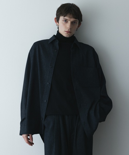remer(リメール)の「remer 26秋冬新作 - oversized faded shirt / 掠れ織りオーバーサイズシャツ(シャツ/ブラウス・メンズ・ネイビー/ブラック・MEDIUM/LARGE/SMALL/X-SMALL)」の19枚目の写真