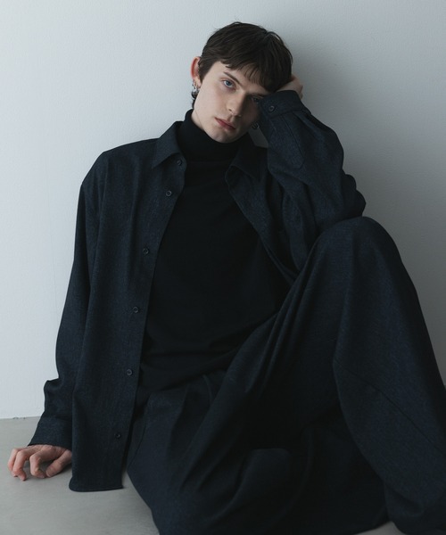 remer(リメール)の「remer 26秋冬新作 - oversized faded shirt / 掠れ織りオーバーサイズシャツ(シャツ/ブラウス・メンズ・ネイビー/ブラック・MEDIUM/LARGE/SMALL/X-SMALL)」の20枚目の写真