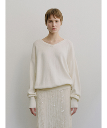 MOHAN（モハン）の「TIS CASHMERE V-NECK KNIT_4COLORS（ニット/セーター）」