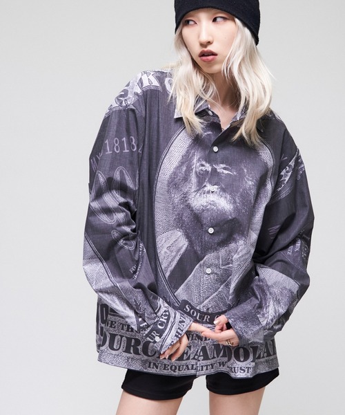 Sourcream(サワークリーム)の「【Sourcream/UNISEX】マルクス紙幣プリントシャツ(シャツ/ブラウス・メンズ・ベージュ/ブラック・FREE)」の2枚目の写真