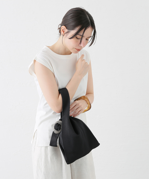 TOGA TOO(トーガトゥ)の「TOGA TOO/トーガトゥ Concho knit bag バッグ(ハンドバッグ・レディース・ブラック・FREE)」の2枚目の写真