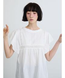 前後2WAYフリル袖レースピンタックノースリブラウス