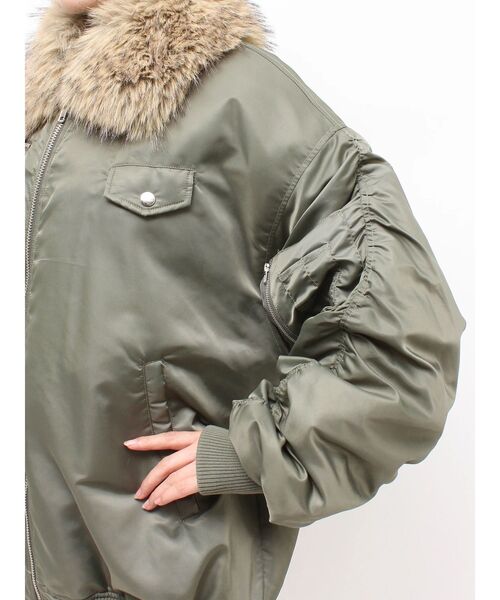 jouetie(ジュエティ)の「ファードッキングMA-1ジャケット(MA-1・レディース・ブラック/ボルドー/カーキ・MEDIUM/SMALL)」の18枚目の写真