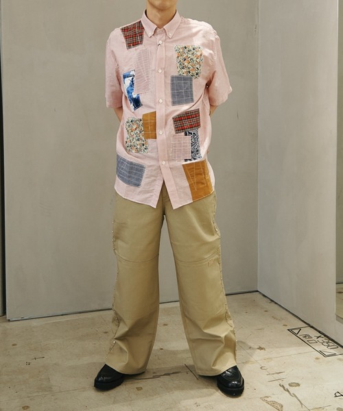 AFB(エーエフビー)の「STUDDED WIDE PANTS(チノパンツ・メンズ・グレー/カーキ/ブラック・MEDIUM/LARGE/X-LARGE)」の5枚目の写真