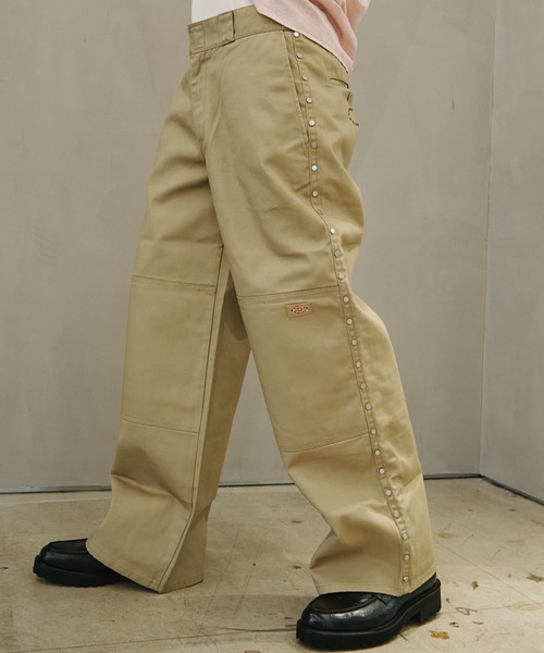 AFB(エーエフビー)の「STUDDED WIDE PANTS(チノパンツ・メンズ・グレー/カーキ/ブラック・MEDIUM/LARGE/X-LARGE)」の7枚目の写真