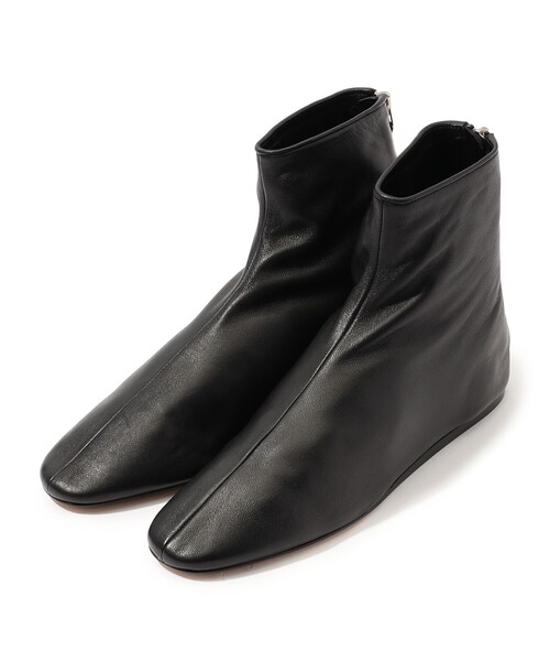 TOMORROWLAND (トゥモローランド)の「LE MONDE BERYL LUNA BOOT LESTHER ショートブーツ(ブーツ・レディース・ベージュ/ブラック・39/37/36/38)」の2枚目の写真