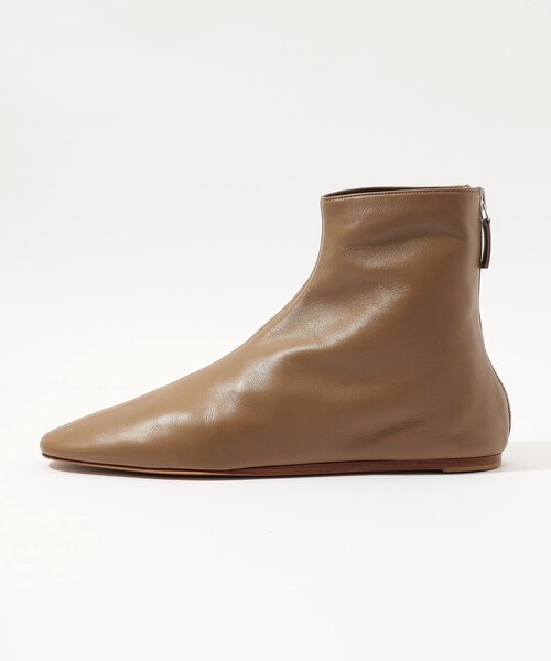 TOMORROWLAND (トゥモローランド)の「LE MONDE BERYL LUNA BOOT LESTHER ショートブーツ(ブーツ・レディース・ベージュ/ブラック・39/37/36/38)」の4枚目の写真
