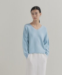 【WEB限定カラーあり】Vネックラメガーターニット