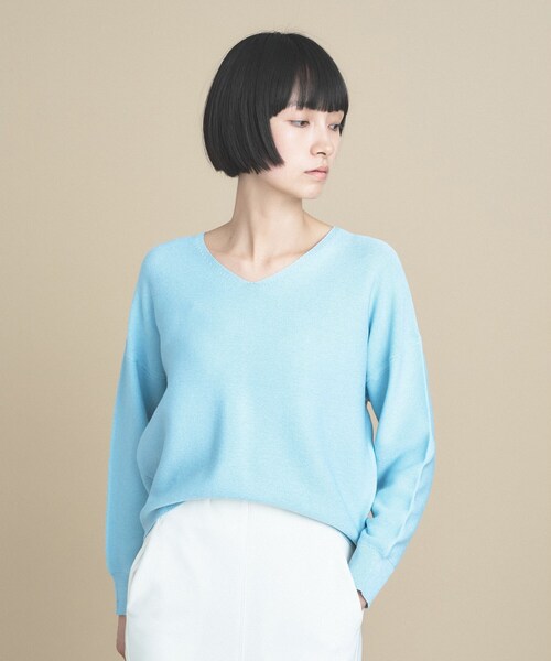 cloenc（クロエンス）の「【WEB限定カラーあり】Vネックラメガーターニット　美フォルム（ニット/セーター・レディース・サックスブルー/ピンク/チャコール/イエロー系その他/ブラウン系その他7/ブラウン系その他5/ライトグレー系8/ベージュ系8/オフホワイト・02）」の8枚目の写真