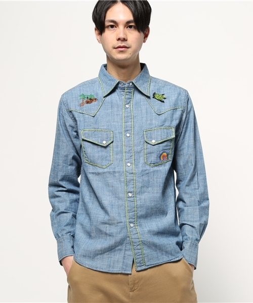 FIVE BROTHER(ファイブブラザー)の「【FIVE BROTHER】ファイブブラザー ヒッピーデニムシャツ(シャツ/ブラウス・メンズ・ライトブルー/ブルー・LARGE/SMALL/MEDIUM)」の2枚目の写真