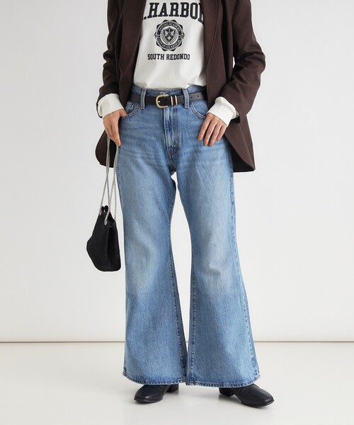 Levi's(リーバイス)の「Levi's CINCH フレアデニム(その他パンツ・レディース・ブルー系その他・24/27/26/25)」の2枚目の写真