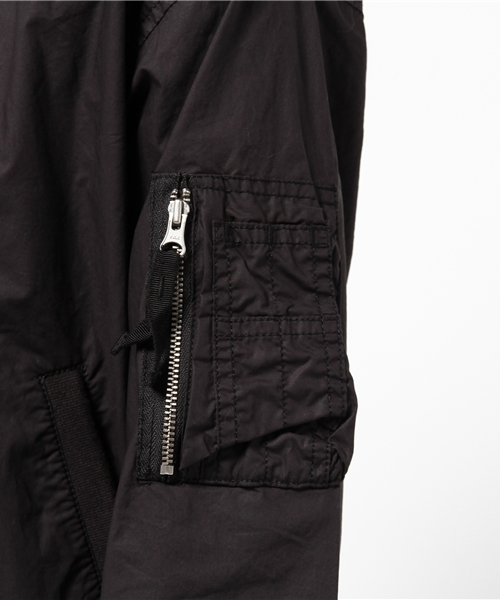 LBC(エルビーシー)の「コットンタイプライターブルゾン (ブルゾン・レディース・オフホワイト/ブラック/オリーブ・LARGE/MEDIUM)」の10枚目の写真