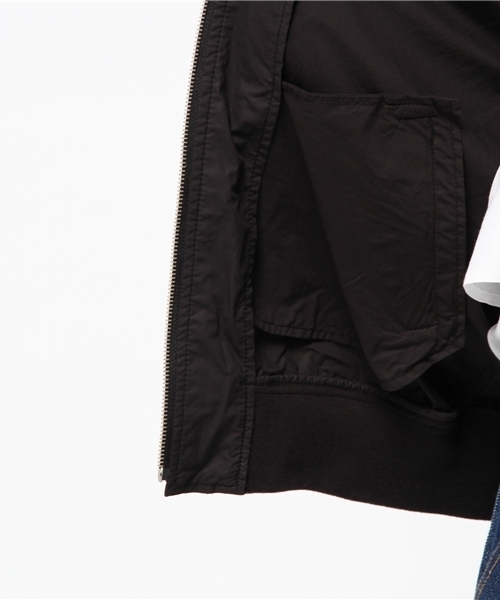 LBC(エルビーシー)の「コットンタイプライターブルゾン (ブルゾン・レディース・オフホワイト/ブラック/オリーブ・LARGE/MEDIUM)」の12枚目の写真