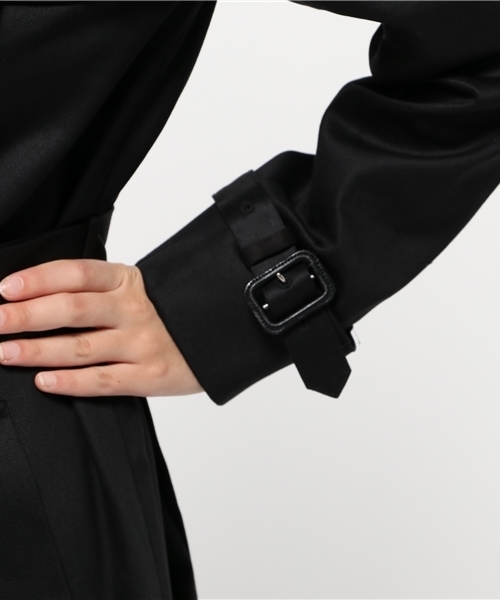 CLANE（クラネ）の「BACK VOLUME TUCK TRENCH COAT（トレンチコート・レディース・ベージュ/ブラック・1/2）」の18枚目の写真