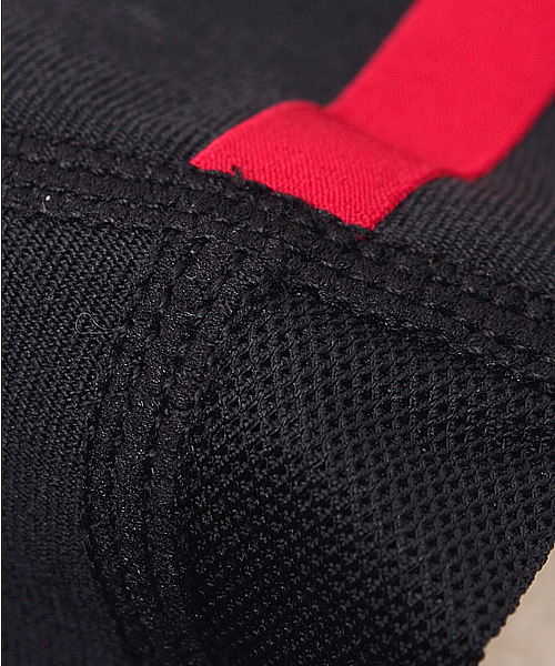 NIKE（ナイキ）の「DRI-FITロングタイツ（タイツ/ストッキング・メンズ・ブラック/レッド・MEDIUM/LARGE）」の6枚目の写真