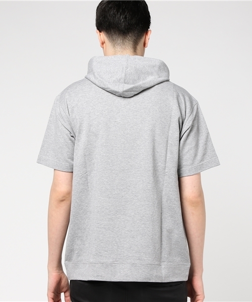 BLACK LABEL CRESTBRIDGE(ブラックレーベル・クレストブリッジ)の「サマーハーフスリーブパーカー(パーカー・メンズ・ライトグレー/ネイビー・L/M)」の4枚目の写真