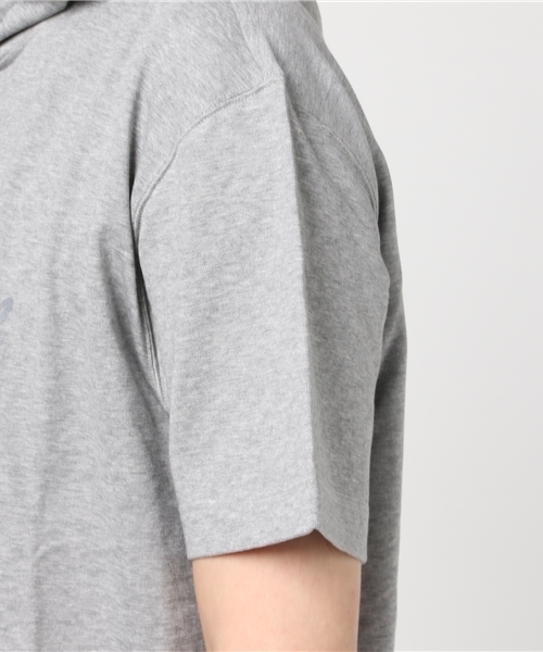 BLACK LABEL CRESTBRIDGE(ブラックレーベル・クレストブリッジ)の「サマーハーフスリーブパーカー(パーカー・メンズ・ライトグレー/ネイビー・L/M)」の7枚目の写真