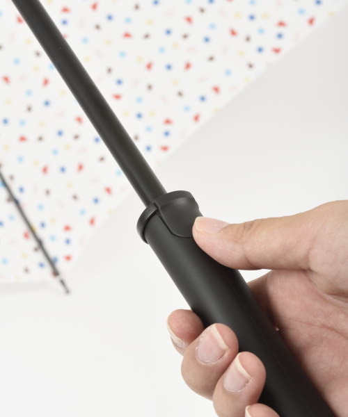 BRUNO（ブルーノ）の「ワンタッチアンブレラ コンフェッティ（長傘・レディース・カーキ/ホワイト/ピンク/グリーン/レッド/ネイビー・ﾌﾘ-）」の9枚目の写真