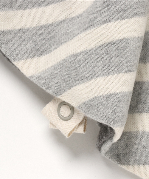 SHIPS(シップス)の「SHIPS KIDS:ボーダー×フリース マント(ポンチョ・キッズ・ネイビー/グレー・ONE SIZE)」の7枚目の写真