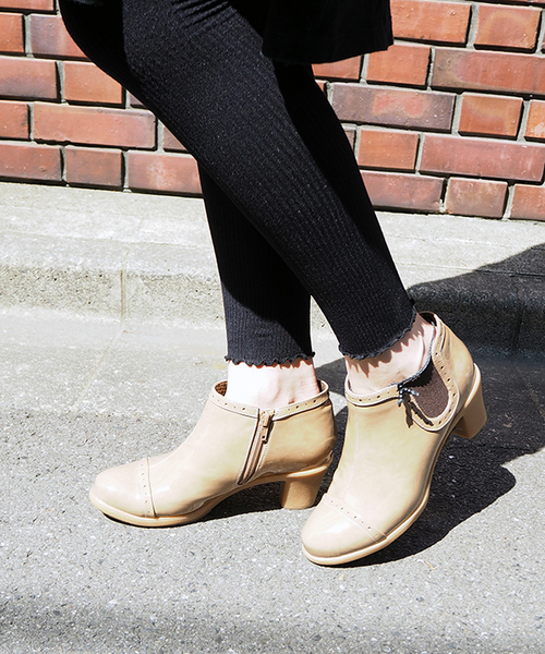 cava cava（サヴァサヴァ）の「〈cavacava (サヴァサヴァ)〉　レインブーティ（レインシューズ・レディース・ブラック/グレー/カーキ/グレイッシュベージュ・L/LL/M/S）」の11枚目の写真