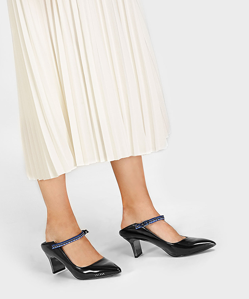 CHARLES & KEITH(チャールズ & キース)の「ポインテッドスリングバックヒール / POINTED SLINGBACK HEELS(サンダル・レディース・ブラック/ブラック系その他・23cm/25cm/22.5cm/23.5cm/24.5cm)」の6枚目の写真
