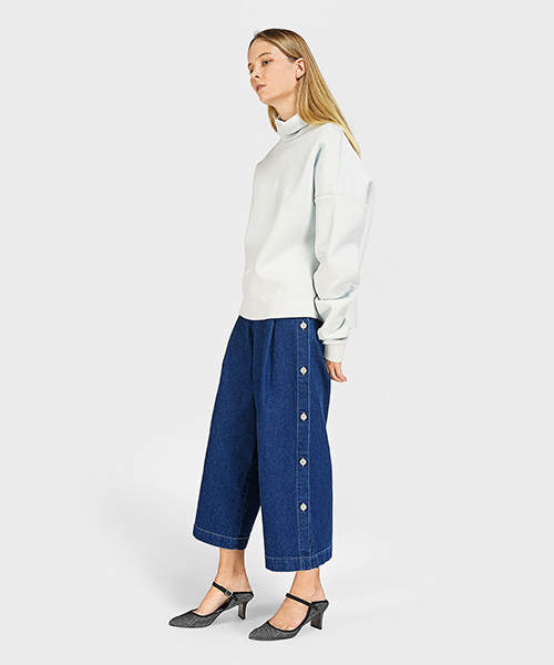 CHARLES & KEITH(チャールズ & キース)の「ポインテッドスリングバックヒール / POINTED SLINGBACK HEELS(サンダル・レディース・ブラック/ブラック系その他・23cm/25cm/22.5cm/23.5cm/24.5cm)」の5枚目の写真