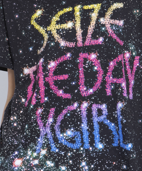 X-girl(エックスガール)の「SEIZE THE DAY S/S BIG TEE(Tシャツ/カットソー・レディース・ブラック/ブルー・1/2)」の5枚目の写真