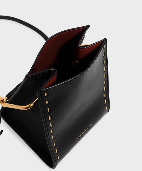 CHARLES & KEITH(チャールズ & キース)の「ステープラーエフェクトストラクチャーバッグ / STAPLER EFFECT STRUCTURED BAG(ハンドバッグ・レディース・ブラック/ブルー/ミント・S)」の6枚目の写真