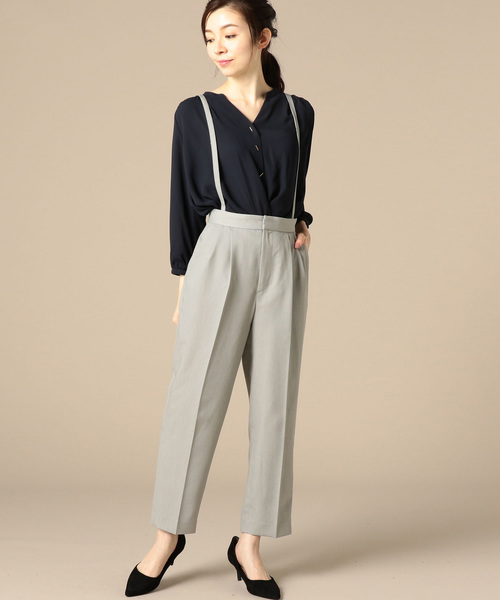 Doux archives（ドゥアルシーヴ）の「サス付きテーパードパンツ（その他パンツ・レディース・ネイビー/ブラウン/グレー/モカ・SMALL/MEDIUM）」の2枚目の写真