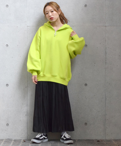 w closet（ダブルクローゼット）の「ハーフZIPフードプルオーバー_（パーカー・レディース・ピンク/ライム/アイボリー/スミクロ・FREE）」の5枚目の写真