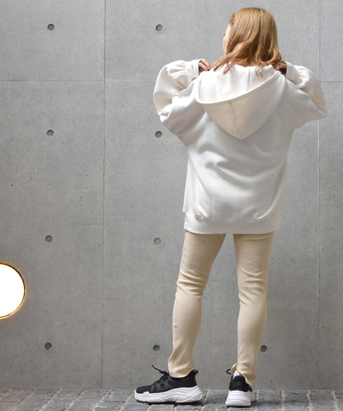 w closet（ダブルクローゼット）の「ハーフZIPフードプルオーバー_（パーカー・レディース・ピンク/ライム/アイボリー/スミクロ・FREE）」の12枚目の写真