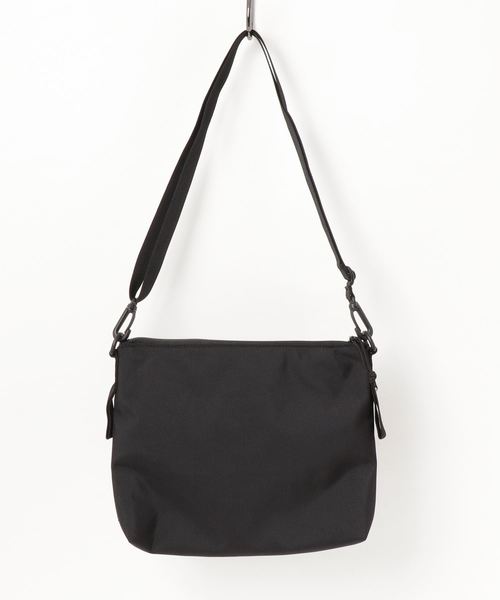 NEW ERA（ニューエラ）の「【NEW ERA/ニューエラ】SACOCHE サコッシュ（ショルダーバッグ・メンズ・ブラック/グレー/マルチ/ブラック系その他/その他・FREE）」の6枚目の写真