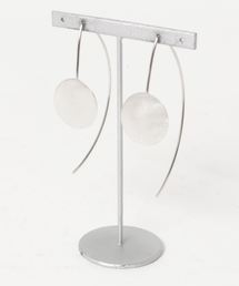 ENEIDA FRANCA: メタルパーツピアス