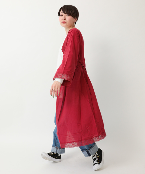 earth music&ecology(アースミュージックアンドエコロジー)の「【広瀬すず×earth】レーストリミングガウン ●(カーディガン)」|レッド