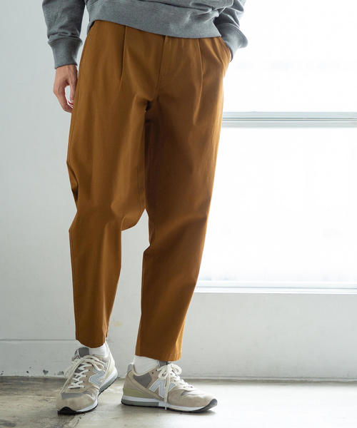 coen（コーエン）の「撥水ストレッチソフトテーパードタックチノパンツ（チノパンツ・メンズ・オリーブ/ネイビー/ブラウン・LARGE/X-LARGE/SMALL/MEDIUM）」の2枚目の写真