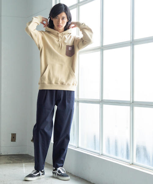 coen（コーエン）の「撥水ストレッチソフトテーパードタックチノパンツ（チノパンツ・メンズ・オリーブ/ネイビー/ブラウン・LARGE/X-LARGE/SMALL/MEDIUM）」の12枚目の写真