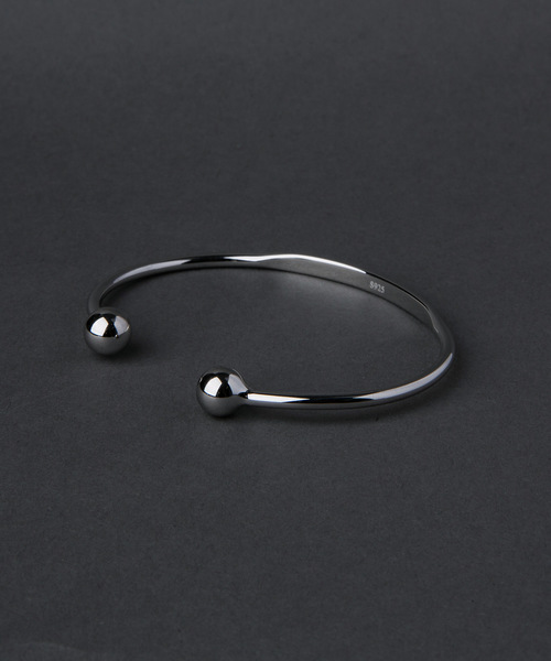 Rocky Monroe(ロッキーモンロー)の「シルバー925 ユニセックス シルバーバングル(バングル/リストバンド・メンズ・A/B/C/D/E/F/G/H/I/J/K/L/M・FREE)」の3枚目の写真