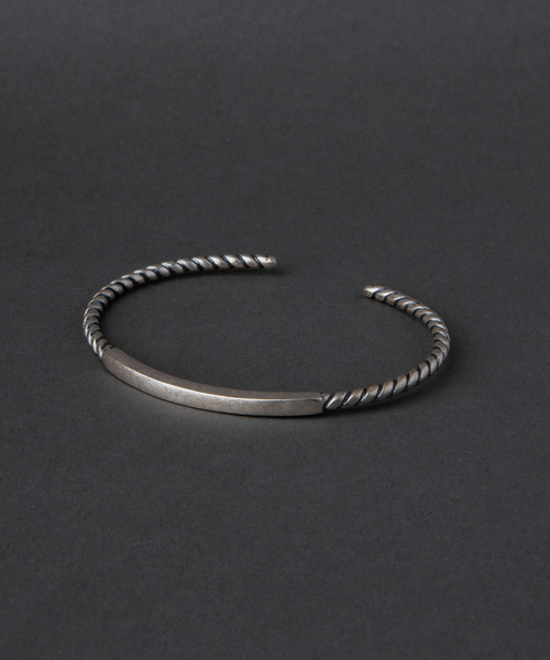 Rocky Monroe(ロッキーモンロー)の「シルバー925 ユニセックス シルバーバングル(バングル/リストバンド・メンズ・A/B/C/D/E/F/G/H/I/J/K/L/M・FREE)」の9枚目の写真