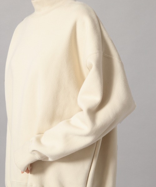 LOWRYS FARM(ローリーズファーム)の「ハイネックチュニックウラケプルオーバー 861699(スウェット・レディース・ブラウン/グレー/アイボリー/グリーン・FREE)」の11枚目の写真