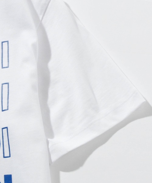 TRUSSARDI（トラサルディ）の「TRUSSARDI(トラサルディ)Kids & Junior ブランドロゴプリントTシャツカットソー（Tシャツ/カットソー・キッズ・ホワイト/レッド/ブルー/グリーン・6Y/8Y/10Y/12Y/14Y/16Y/4Y）」の13枚目の写真