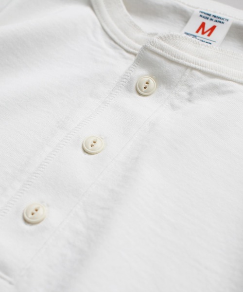 Denime(ドゥニーム)の「BASIC CUTSEW LS HENLEYNECK TEE(Tシャツ/カットソー・メンズ・スミクロ/ネイビー/ホワイト/ライトブラウン・LARGE/MEDIUM/SMALL/X-LARGE/X-SMALL)」の6枚目の写真