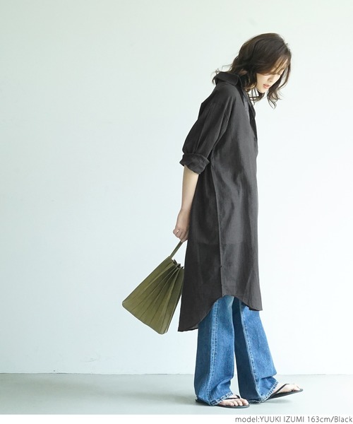 coca(coca)(コカ)の「ガーゼ素材シアーシャツワンピース(シャツワンピース・レディース・ブラック/ホワイト・ONE SIZE)」の10枚目の写真