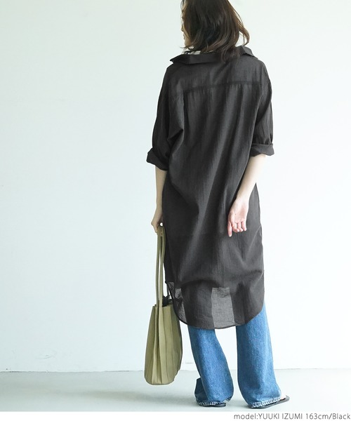 coca(coca)(コカ)の「ガーゼ素材シアーシャツワンピース(シャツワンピース・レディース・ブラック/ホワイト・ONE SIZE)」の6枚目の写真
