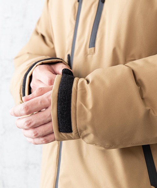 OUTDOOR PRODUCTS APPAREL(アウトドアプロダクツアパレル)の「撥水中綿フードジャケット 昨年人気モデルが更に進化して登場 防風/撥水/ストレッチ/耐水圧/防花粉/UVと高機能素材を使用 ユニセックス(ブルゾン・メンズ・チャコールグレー/ブラック/カーキ・SMALL/MEDIUM/LARGE/X-LARGE)」の9枚目の写真
