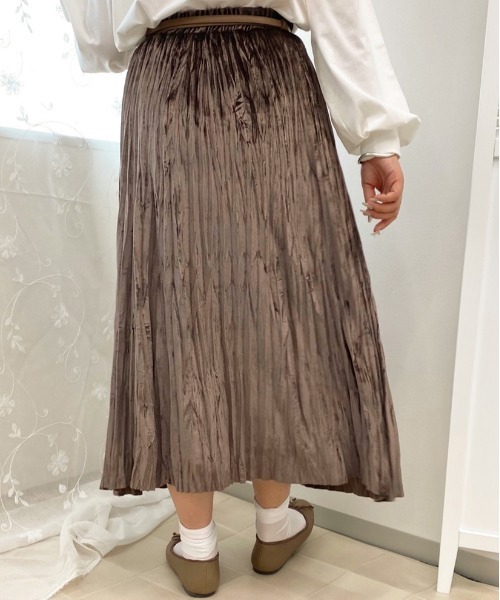 apres jour(アプレジュール)の「ベロアワッシャースカート【ZOZOTOWN限定アイテム】(スカート・レディース・ブラック/ベージュ/ダークブラウン/スモークピンク・フリー/X-LARGE)」の11枚目の写真