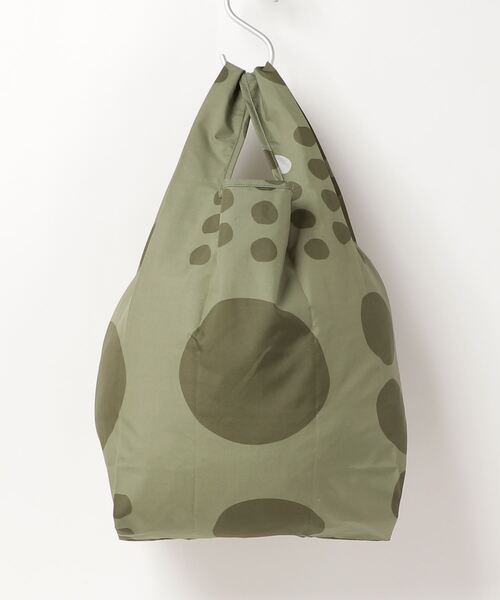392 plusm（サンキューニプリュスエム）の「"maru" water repellent bag S（エコバッグ/サブバッグ・レディース・ネイビー/レッド/カーキ/イエロー・S）」の5枚目の写真