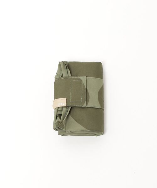 392 plusm（サンキューニプリュスエム）の「"maru" water repellent bag S（エコバッグ/サブバッグ・レディース・ネイビー/レッド/カーキ/イエロー・S）」の8枚目の写真
